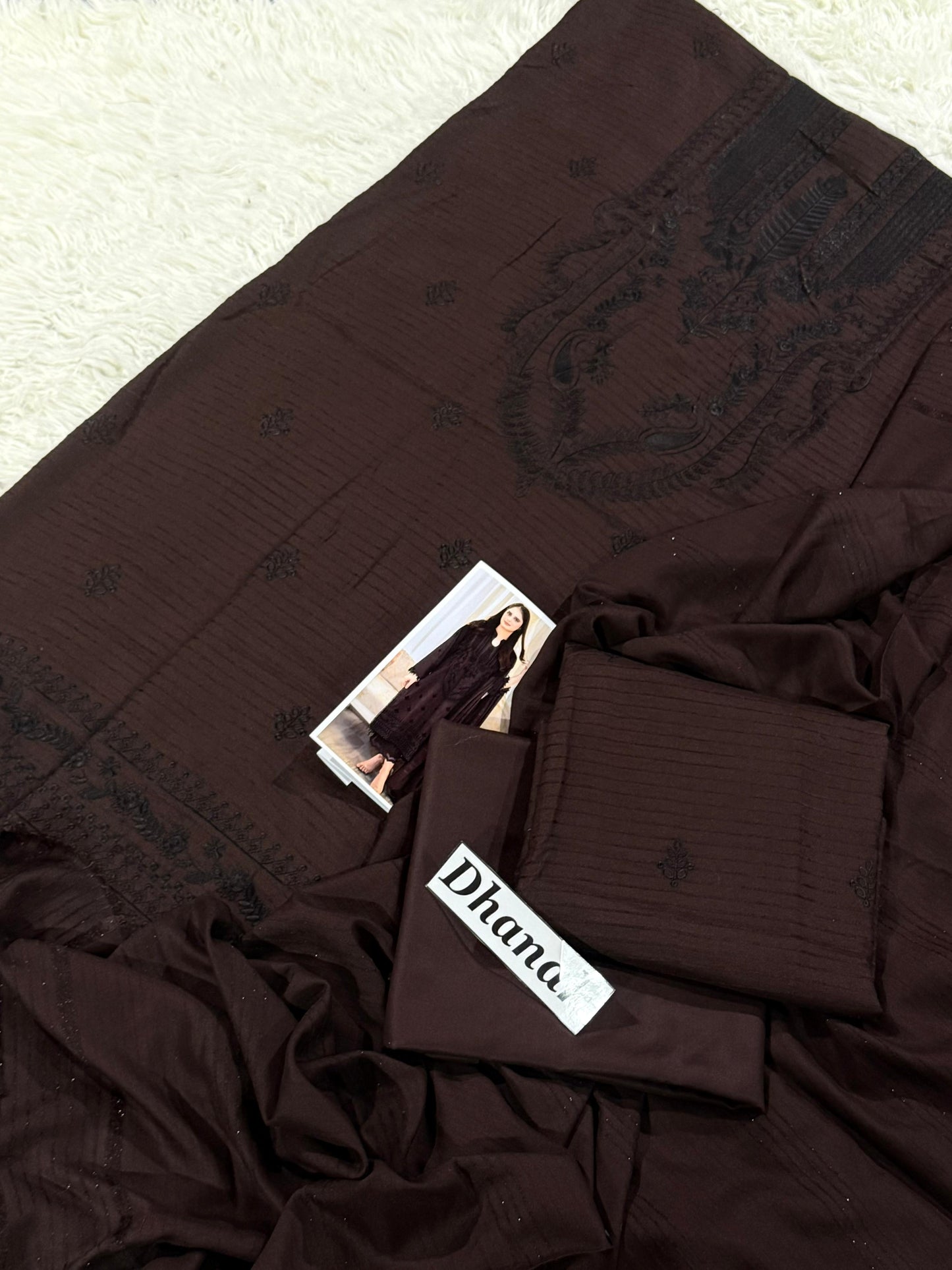 Dhanak Banadora Velvet embroidered suit 3Pc. FL-12