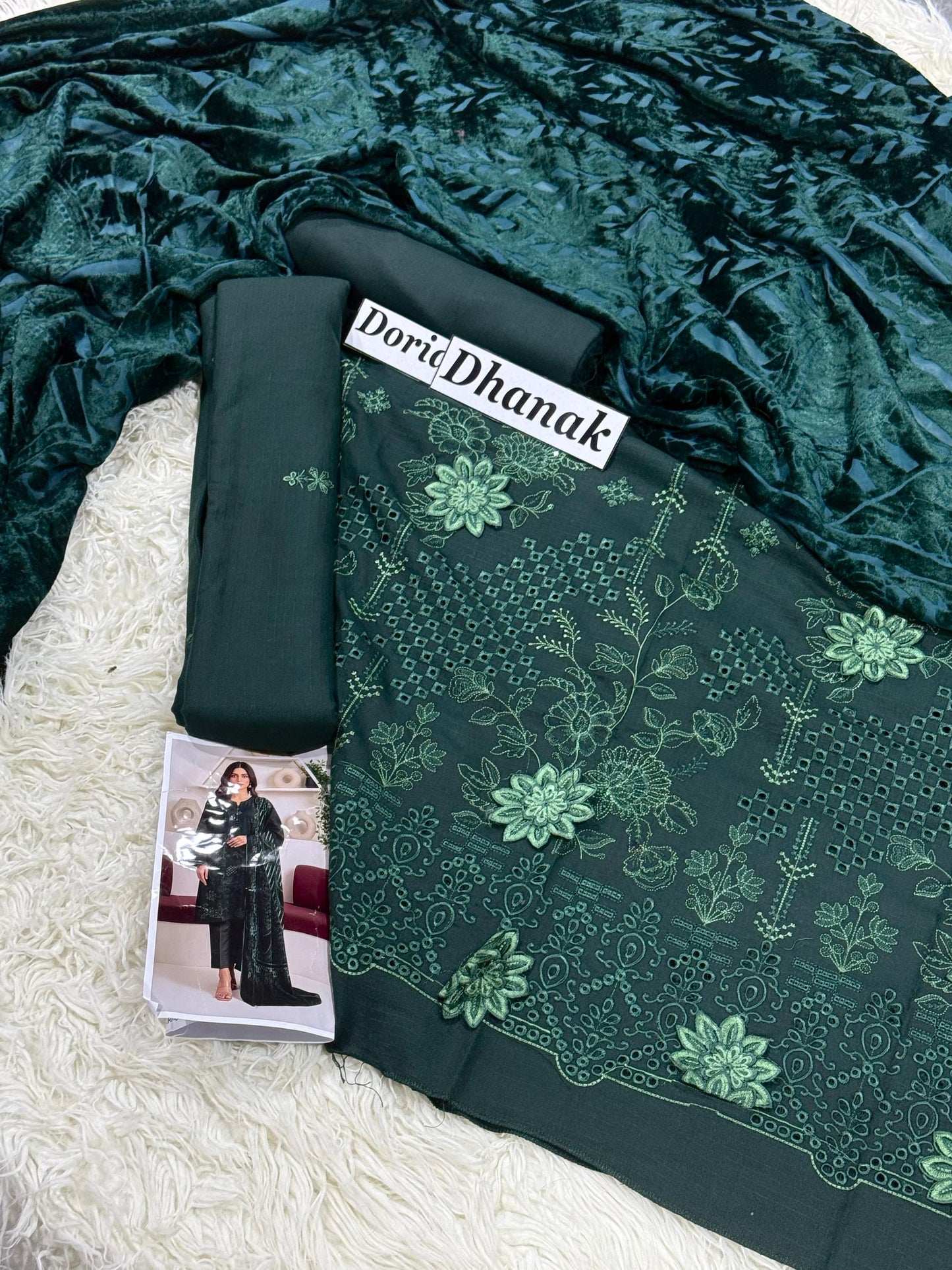 Banadora Dhannak embroidered A95