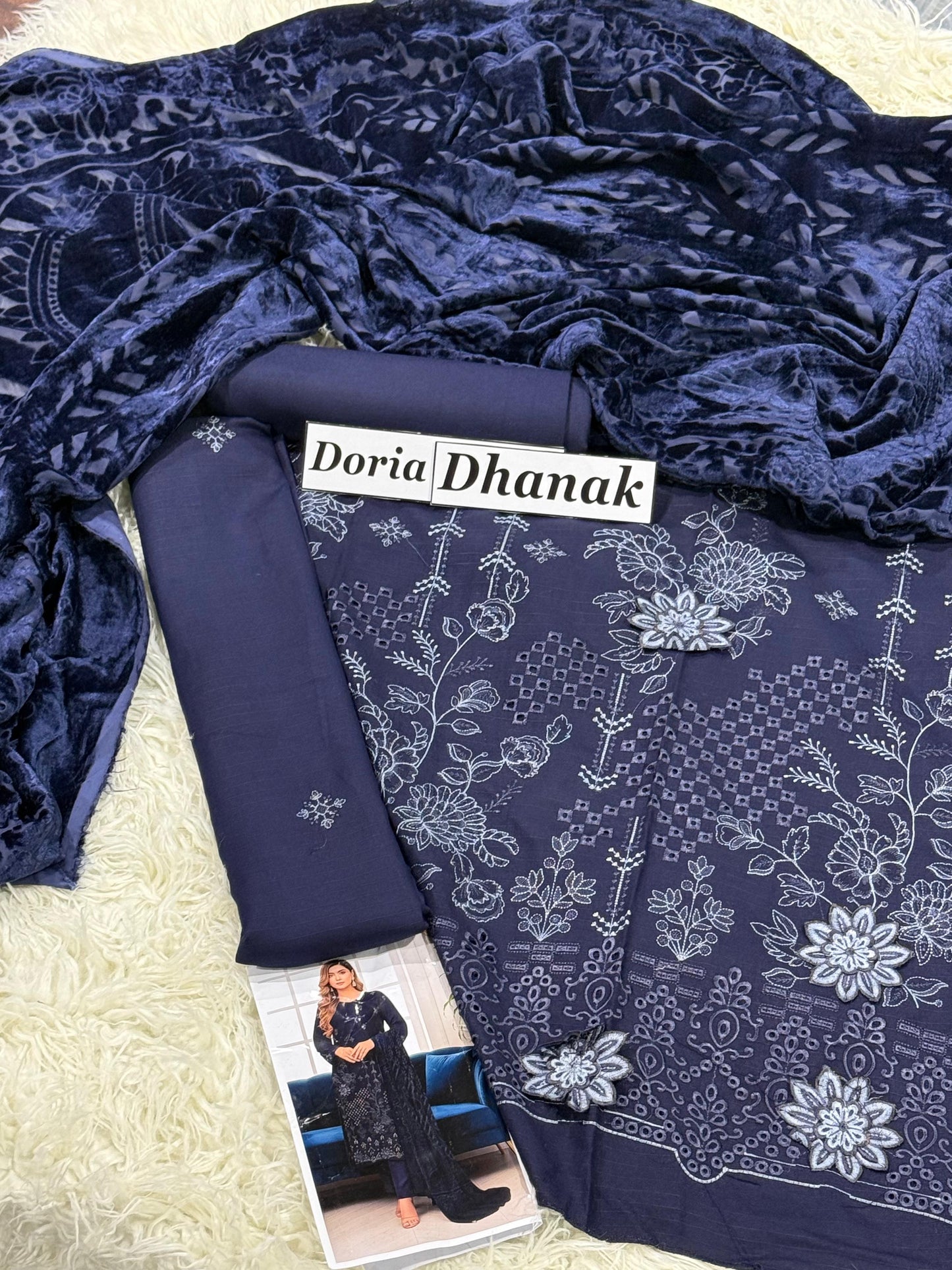 Banadora Dhannak embroidered A96